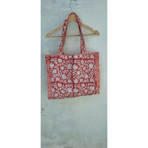 Bolso Tote Acolchado de Algodón con Cierre Abierto para Mujer, Bolso de Lona Hecho a Mano con Logotipo Personalizado y Decoración de Cadena para Uso Diario en Invierno - Product Image 4