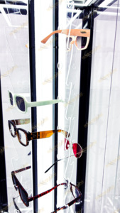 Modern Fashionable Revolving Optical Stand Acrylic Sunglasses <b>Display</b> Shelves for <b>Eyewear</b> Shops - Product Image 2