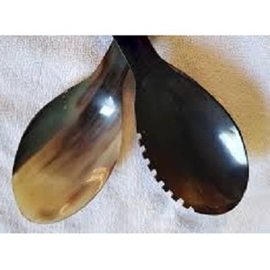 Ensemble de 2 pièces de qualité supérieure pour les fourchettes de cuillère de service à salade de corne de bonne qualité vaisselle de serveur de salade de corne pour la maison et le Restaurant - Product Image 1