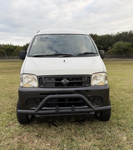 Vehículo Usado a Precio Accesible - Volante a la Izquierda |   Volante a la derecha |   2000 DAIHATSU HIJET VANS 4WD - Product Image 1