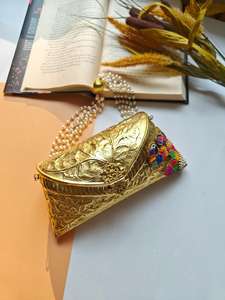 Bolso de Mano Tipo Clutch de Latón Dorado, Bolso de Metal Estilo Boho, Regalo para Ella, Bolso de Fiesta, Bolso de Noche, Bolso de Boda - Product Image 3
