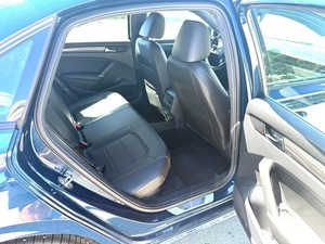 MEJOR OFERTA 2021 VOLKSWAGEN PASSAT R-LINE TRANSMISIÓN AUTOMÁTICA ASIENTOS DE CUERO - Product Image 5