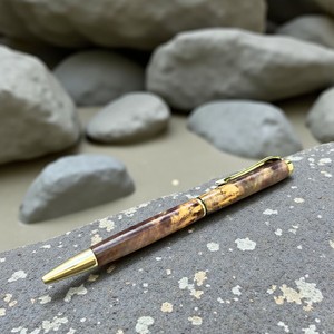 Bolígrafo ejecutivo de madera, diseño duradero hecho a mano para firmar y escribir diariamente en la oficina - Product Image 3