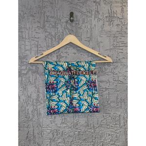 Completo pigiama estivo con stampa floreale in cotone 3 pezzi da donna - Product Image 2