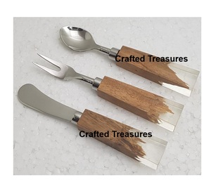 Ensemble de 3 couteaux à fromage à lame en acier inoxydable de haute qualité Ensemble de couverts à poignée en résine créative colorée de luxe - Product Image 6