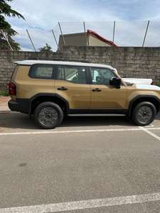 Nuevo/Usado 2025 Toyota Land Cruiser Prado, Cámara Trasera 360, Capacidad de Carga 31-40T, Emisión Diésel/Gasolina, Automático - Product Image 5