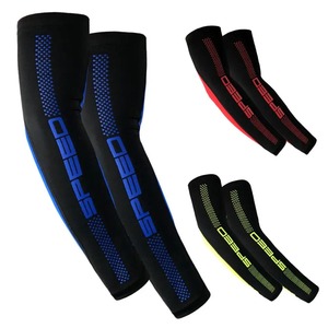 ชุดกีฬาป้องกันรังสี UV ปลอกแขนระบายอากาศแห้งเร็วเป็นมิตรกับสิ่งแวดล้อมสำหรับขี่จักรยานออกแบบโลโก้ได้ตามต้องการ - Product Image 4