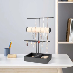 Porte-bijoux en bois gris au design moderne, parfait pour les colliers, les bracelets et les bagues, pour la décoration intérieure et les magasins. - Product Image 6