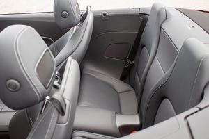 <span class=keywords><strong>Mercedes</strong></span>-Benz AMG <span class=keywords><strong>SL</strong></span> <span class=keywords><strong>Roadster</strong></span> Rouge Frais 2025 d'occasion, intérieur clair, sièges en cuir, toit ouvrant, avec le meilleur <span class=keywords><strong>prix</strong></span>, voiture de qualité - Product Image 6
