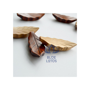 Soporte de palillos de madera de forma personalizada para cocina para fiestas - Product Image 1