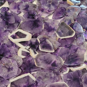 Corte de amatista pulido de alta calidad S. F. GEMS Chevron de 20-55 mm para la fabricación de joyas - Product Image 5