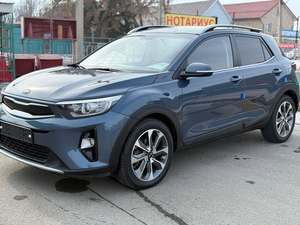 KIA Stonic 2018 Usado, Seminuevo - Product Image 2