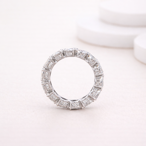 Anillo de Eternidad con Diamante Cultivado en Laboratorio con Certificación IGI, Forma de Pera, Plata de Ley 925 Sólida - Product Image 2