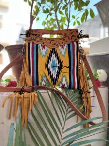 กระเป๋าถือสำหรับผู้หญิงสินค้ามาใหม่กระเป๋าสะพายข้างทรงอานม้าแบบชาวแอซเท็ก - Product Image 5