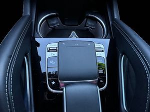 Mercedes-Benz Sprinter GLS 63 AMG 2023, Certificado, Limpio y en Buen Estado, Automático, Turbo, Interior de Cuero Claro, ACC, R17, Todo Incluido - Product Image 2