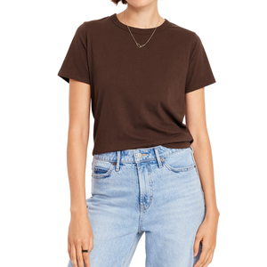 เสื้อยืดสีครีมทรงพอดีตัวสำหรับผู้หญิง เสื้อแขนสั้นคอกลมสีพื้นลำลองสำหรับผู้หญิง - Product Image 3