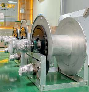 Enrouleur de tuyau 2 pouces 273W Aluminium 100 à 800 GPM pour service d'essence OEM Vietnam avec 1 an de garantie - Product Image 5