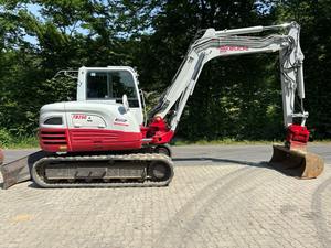 Mini-excavatrice sur chenilles d'occasion Takeuchi TB 250 avec vérin hydraulique et moteur Eaton, puissance de creusement élevée - Product Image 5