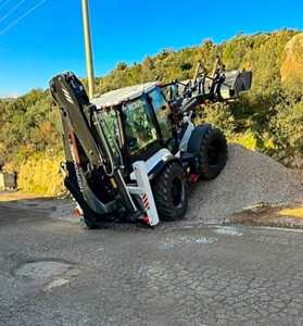 Livraison gratuite Hidromek HMK 62T Mini pelleteuse avec moteur 62 HP pour projets d'infrastructure et d'aménagement paysager à vendre - Product Image 5