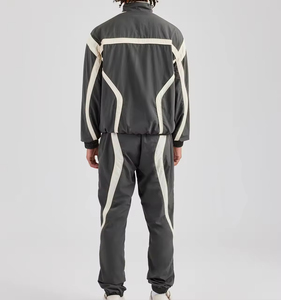 Conjunto Deportivo Casual de Satén para Hombre, Hecho a Medida, Chaqueta con Cierre y Parches, Pantalones Jogger, Cortavientos de Alta Calidad de Secado Rápido - Product Image 5