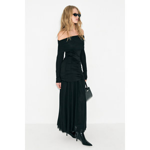 GRIMELANGE BRILLANTE Robe longue à manches longues pour femme, à épaules dénudées, à ourlet ouvert, à double couche, avec détails en maille et fronces - Product Image 2