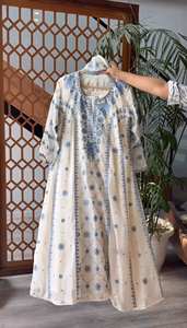 Nouvel ensemble haut, pantalon palazzo et dupatta de style moderne pour femme, coupe régulière, séchage rapide, idéal pour les mariages et les soirées, toutes saisons - Product Image 3