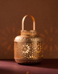 Available High Quality Round Available Glass Candle <b>Jar</b> for Home & Hotel Decoration New Design Best Price Metal Candle Lantern - Product Image 4