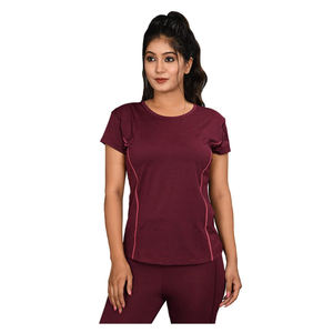 T-shirt de sport confortable pour femmes, nouveau style de services OEM, Top fabricant, design personnalisé, étiquette privée, pour l'extérieur - Product Image 1
