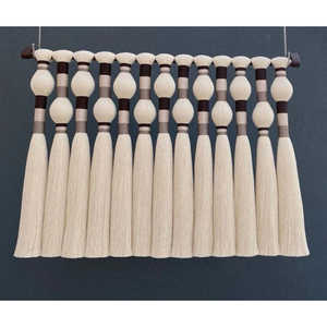 Tapiz de Macramé Tejido Estilo Bohemio Moderno, Decoración de Pared Ecológica, Arte Textil de Ratán, Diseño Abstracto - Product Image 1