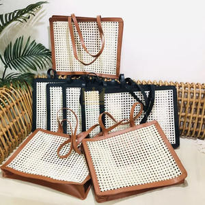 Correa de caña de mimbre para mujer, con cuero auténtico bolso de mano de verano, moda de moda, de Vietnam - Product Image 3