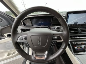 Seminuevo Clean 2023 Lin_coln Navigator L Black Label Twin Turbo Premium 4WD - Product Image 5