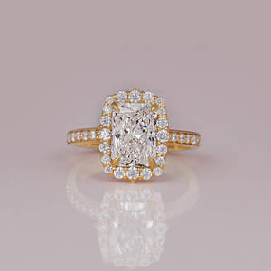 Anillo de diamantes cultivados en laboratorio de corte radiante de 2,7CT, anillo de bodas de compromiso de oro de 14KT hecho a mano, estilo de moda certificado por Halo IGI para mujer - Product Image 1