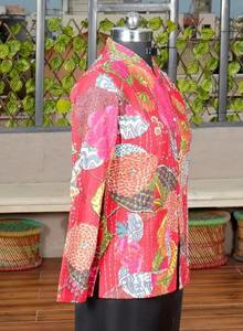 Veste Boho en coton indien faite à la main pour femmes manteau matelassé réversible avec poche prix de gros vêtements d'hiver - Product Image 6