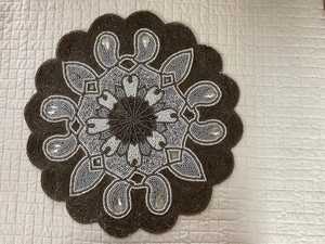 Mantel Individual con Cuentas Hecho a Mano, Antideslizante, Duradero, Diseño Personalizado, Decoración de Lujo para Comedor, Pieza Única para Regalo de Inauguración - Product Image 4