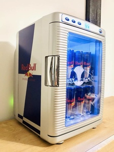 Réfrigérateur Red Bull de Qualité Supérieure pour Usage Promotionnel et Commercial - Product Image 2