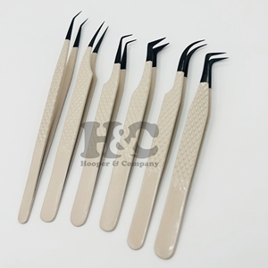 Pinzas Profesionales para Pestañas, Pinzas de Pestañas de Color Durazno de Última Tendencia, Pinzas Beige Personalizadas, Pinzas de Acero Inoxidable con Logotipo de Marca Privada Sostenible - Product Image 3