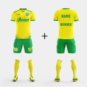 Vêtements de football à séchage rapide de haute qualité, ensemble de maillots de football en polyester avec impression de logo personnalisé pour adultes avec positionnement du logo à l'avant - Product Image 2
