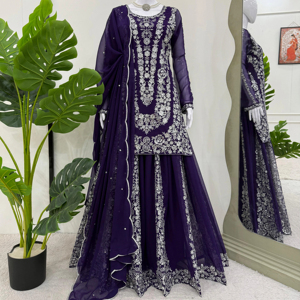 ผ้าจอร์เจียเทียมแบบชนเผ่าทำมือปักเลื่อมด้านหน้าและด้านหลังเสื้อทำงานแขนพิเศษติด plazo กับ dupatta - Product Image 1