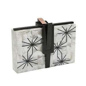 กระเป๋าคลัทช์แบบมีโซ่สำหรับผู้หญิงกระเป๋าคลัทช์มีกระเป๋าคลัทช์ทรงหกเหลี่ยมดีไซน์ล่าสุด - Product Image 2