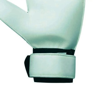 ถุงมือผู้รักษาประตูคุณภาพสูง ระดับมืออาชีพ ทำจากยางลาเท็กซ์ สำหรับกีฬาฟุตซอล ฟุตบอล ถุงมือผู้รักษาประตู ขาย - Product Image 6