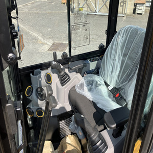 Achetez une mini-excavatrice sur chenilles neuve/d'occasion de 2,5 tonnes JCB 25Z-1, excavatrice compacte sur chenilles avec moteur Yanmah et hydraulique Bosch - Product Image 6