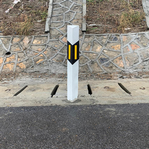 ตัวสะท้อนการจราจรสะท้อนแสงสูงเพื่อความปลอดภัยบนท้องถนนกรวยพีวีซี70ซม. มองเห็นกลางคืนสว่าง - Product Image 5