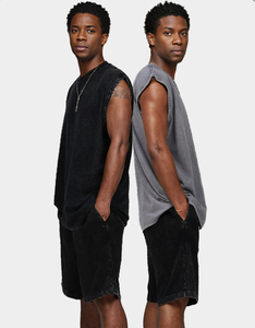 Gilet de gymnastique pour hommes T-shirt sans manches en gros T-shirt pour hommes à col rond et à épaules dénudées en coton Gilet rétro T-shirt ample pour hommes - Product Image 3