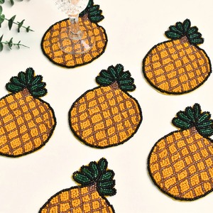 Dessous de verre perlé en forme d'ananas fait à la main tapis de boisson décoratifs pour cuisine Table à manger porte-gobelet à café-approvisionnement en gros en vrac - Product Image 6