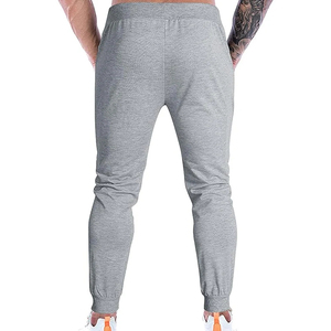 กางเกงขายาวสำหรับผู้ชายกางเกงแนวสตรีทเอวยางยืดมีกระเป๋าข้างสำหรับออกกำลังกาย - Product Image 2