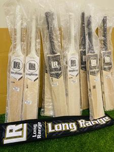 Bates de críquet de madera de sauce inglés de Grado 1 - Product Image 3