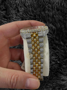 Reloj de Lujo para Hombre con Diamantes Cultivados en Laboratorio, Claridad VVS, Esfera con Números Romanos, Chapado en Oro, Automático, Estilo Hip Hop - Product Image 2