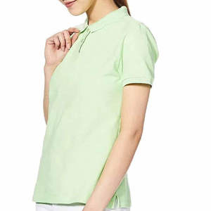 Polo à manches courtes personnalisé pour femme, en coton piqué respirant, idéal pour le golf, le tennis, ou comme uniforme de bureau décontracté, coupe ajustée pour femme. - Product Image 4