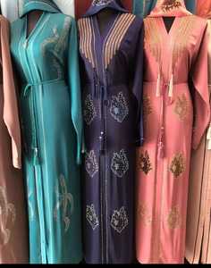 Abaya Dubaï 2024 Belle couleur noire Abaya traditionnelle musulmane Travail manuel Kaftan Vêtement islamique traditionnel pour femmes - Product Image 3