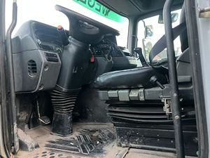 Nuevo/USADO Camión Volquete MERCEDES BENZ ACTROS 3336 con Cámara Trasera de 360°, Capacidad de Carga de 31-40T, Emisión Euro 6, Diésel Dongfeng, Automático - Product Image 4